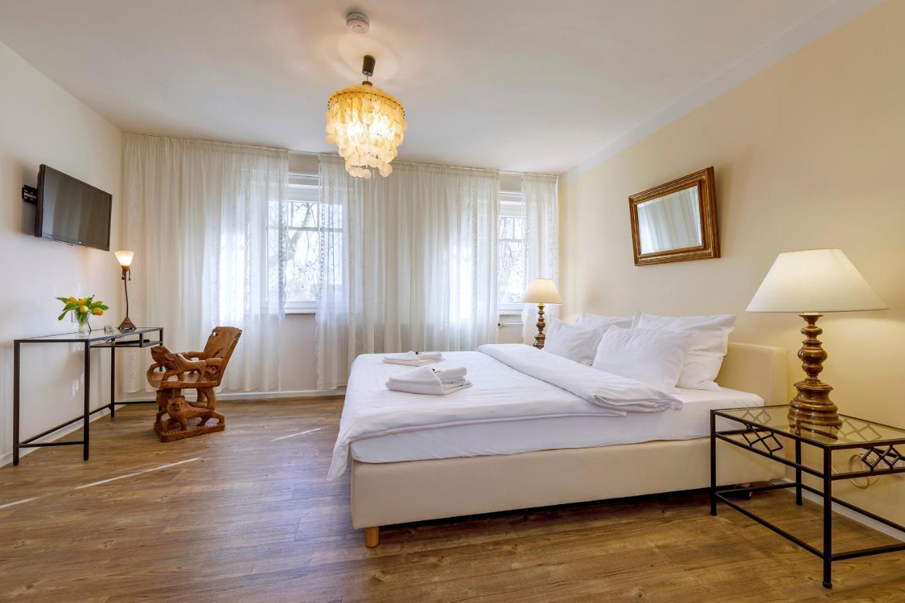 Gaestehaus Drostenhof เรส ภายนอก รูปภาพ